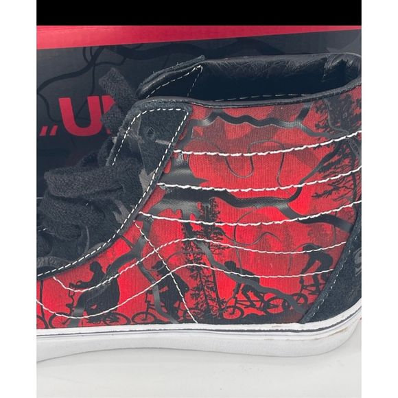 Vans Sneakers Sk8 Hi Netflix Stranger Things Upside Down Men Size 10 New - Picture 6 of 9